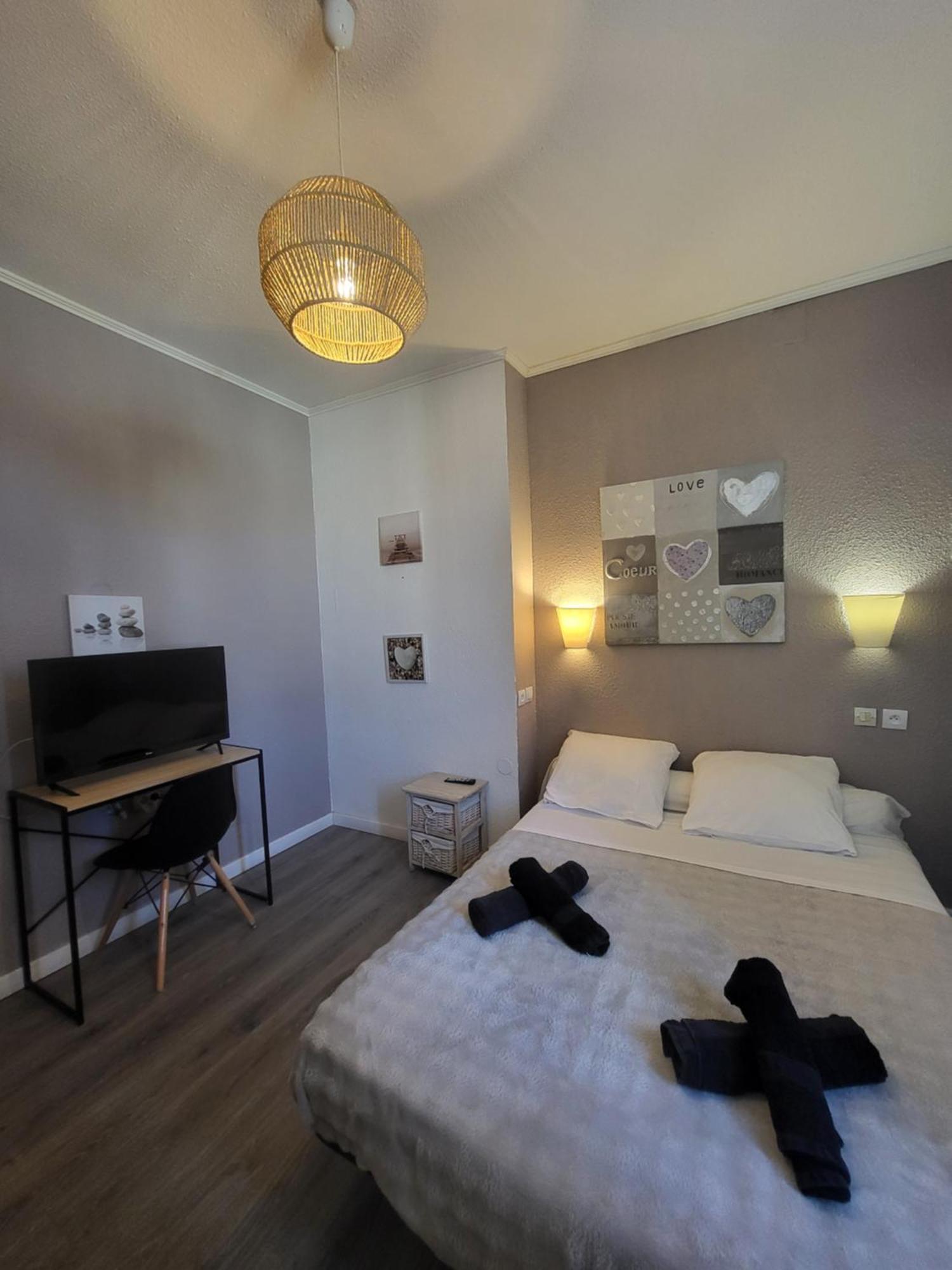 Hotel Le Chalet Valras-Plage Exterior photo